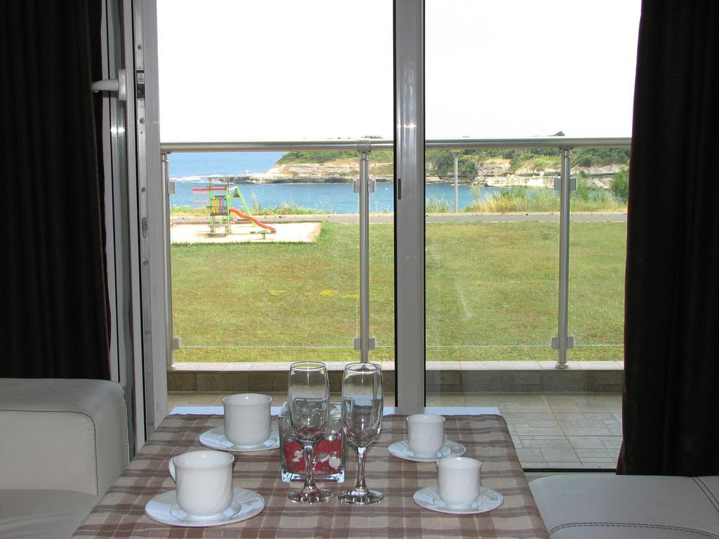 Two-Bedroom Apartment Donika Tsarevo Exteriör bild