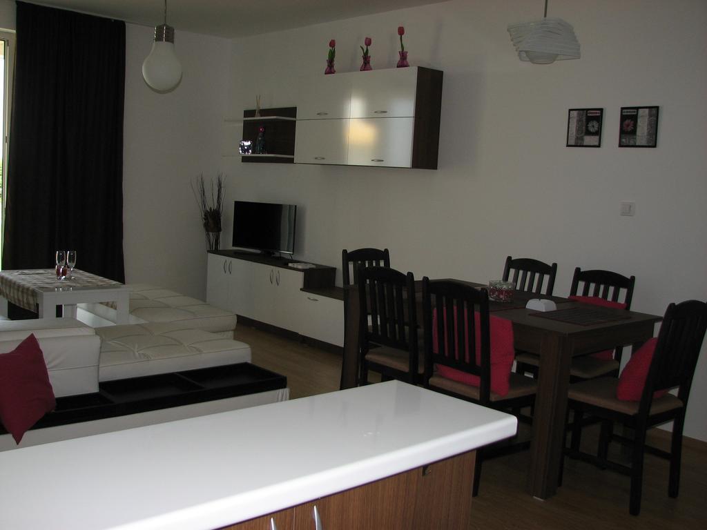Two-Bedroom Apartment Donika Tsarevo Exteriör bild